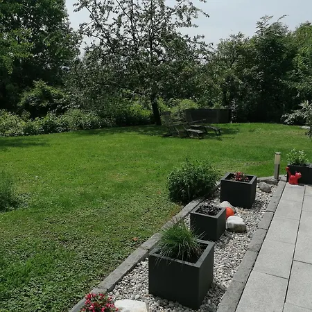 伊布斯花园公寓 * 多瑙河畔伊比斯